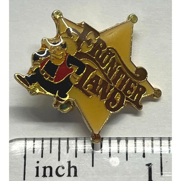 Frontier Land Outlaw Pete Lapel Pin Sheriff Badge Walt Disney Disneyland - Picture 3 of 6